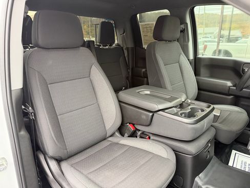 Used 2024 GMC Sierra 1500 Pro w/ Pro Value Package image 11