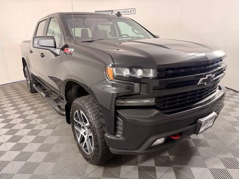 Used 2019 Chevrolet Silverado 1500 LT Trail Boss AWD/4WD image 8