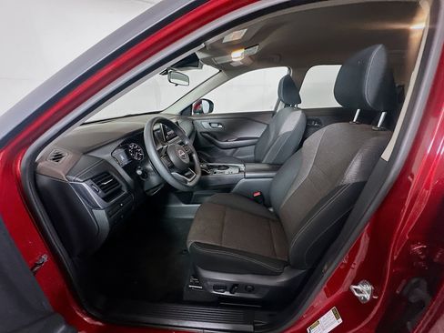 Used 2023 Nissan Rogue SV FWD image 13