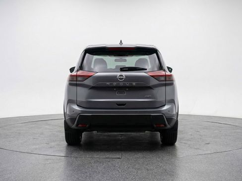 Used 2025 Nissan Rogue SV image 7