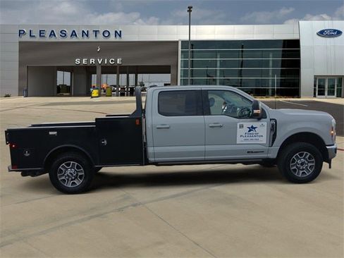 New 2026 Ford F350 Lariat image 6