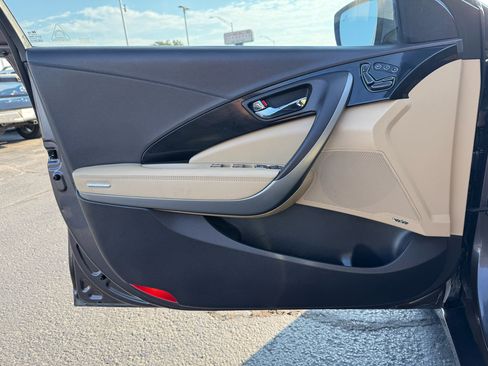 Used 2015 Hyundai Azera Limited image 15