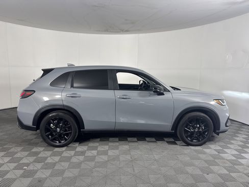 Certified 2025 Honda HR-V Sport image 38