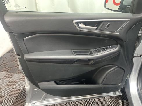 Used 2024 Ford Edge SEL image 19