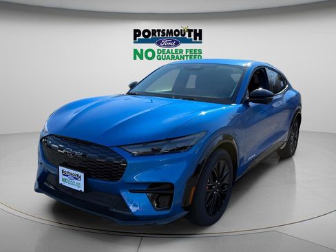New 2025 Ford Mustang Mach-E Premium w/ Sport Appearance Package AWD/4WD image 17