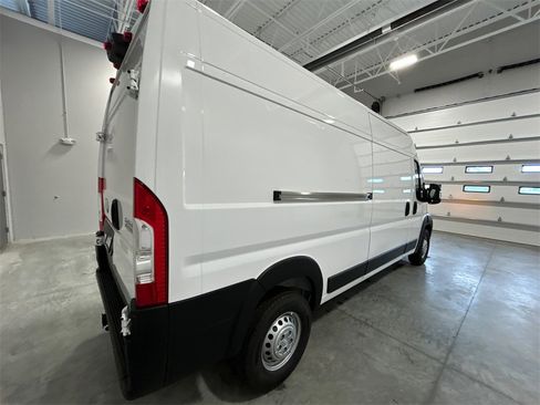New 2025 RAM ProMaster 2500 w/ Convenience Group image 6