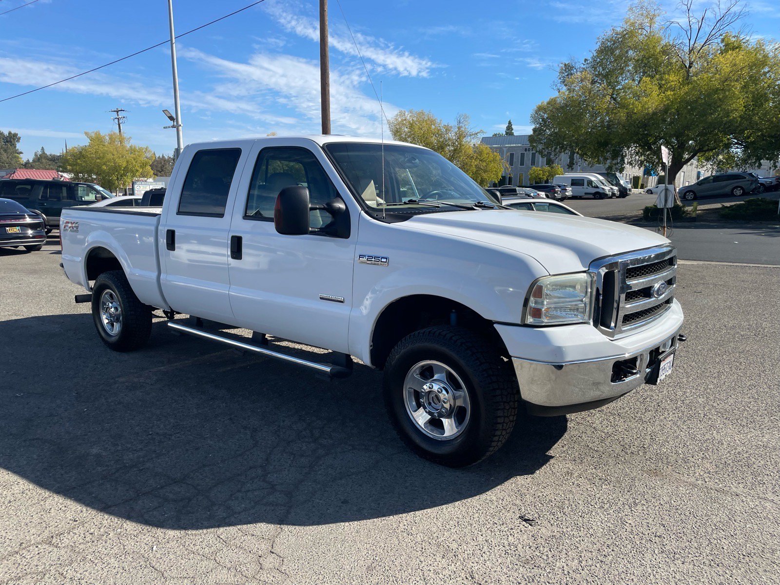 Used 2005 Ford F250 Lariat AWD/4WD image 2