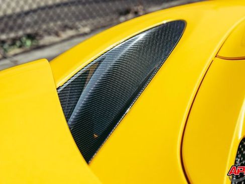 Used 2020 McLaren 720S Performance RWD image 43