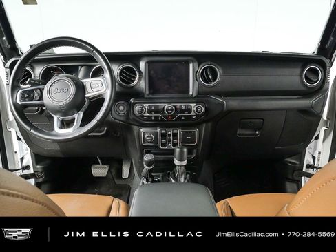 Used 2021 Jeep Wrangler Unlimited Sahara AWD/4WD image 18