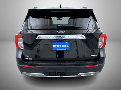 Used 2023 Ford Explorer XLT w/ Equipment Group 202A AWD/4WD image 6
