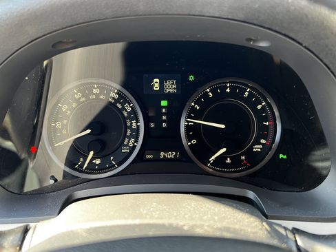 Used 2010 Lexus IS 250C image 22