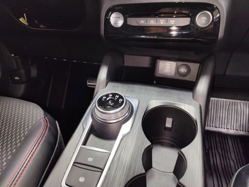 Used 2024 Ford Escape ST-Line Select w/ Tech Pack #2 image 22