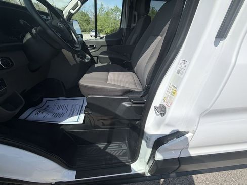 Used 2023 Ford Transit 350 XLT RWD image 12