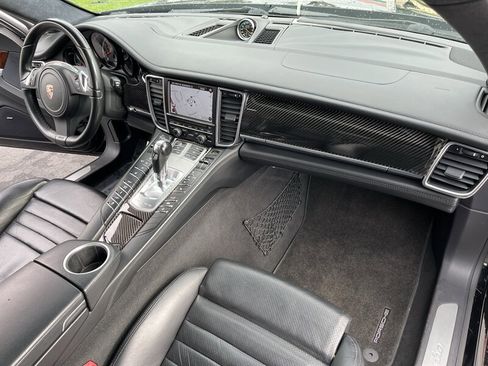 Used 2011 Porsche Panamera Turbo image 36