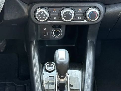 Used 2019 Nissan Kicks S FWD image 18