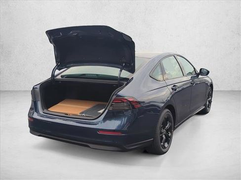 New 2025 Honda Accord SE image 2