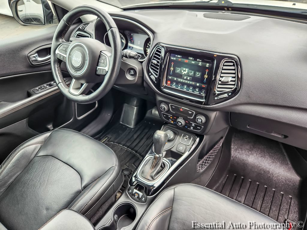 Used 2018 Jeep Compass Limited w/ Navigation Group AWD/4WD image 22