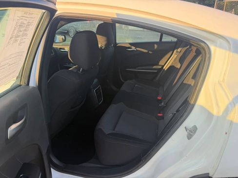 Used 2022 Dodge Charger SXT RWD image 27