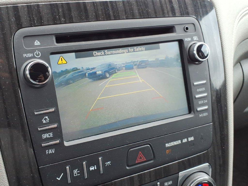 Used 2014 Chevrolet Traverse LT AWD/4WD image 18