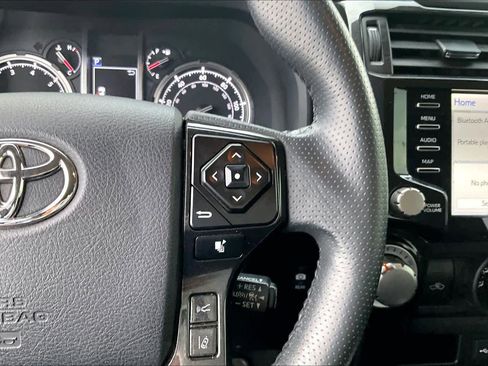 Used 2020 Toyota 4Runner TRD Off-Road Premium image 21