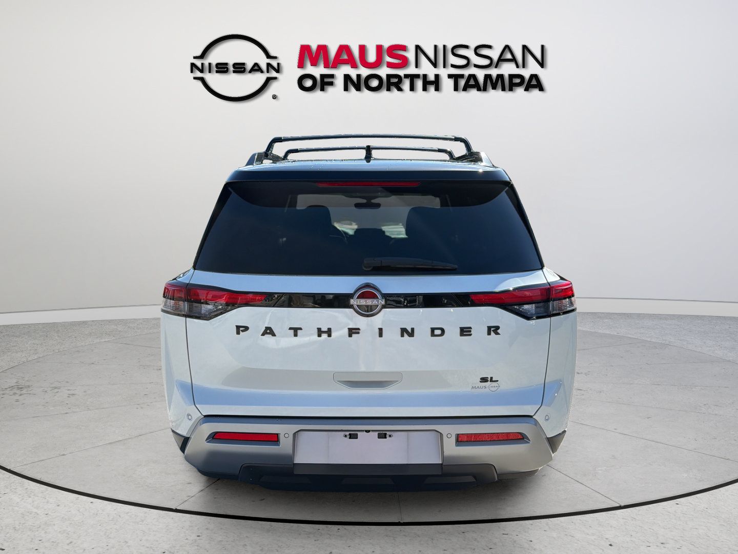 Used 2023 Nissan Pathfinder SL w/ Black Appearance Package FWD image 10