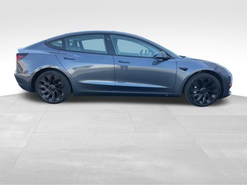 Used 2023 Tesla Model 3 Standard Range RWD image 4