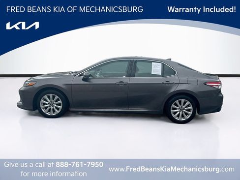 Used 2019 Toyota Camry LE FWD image 4