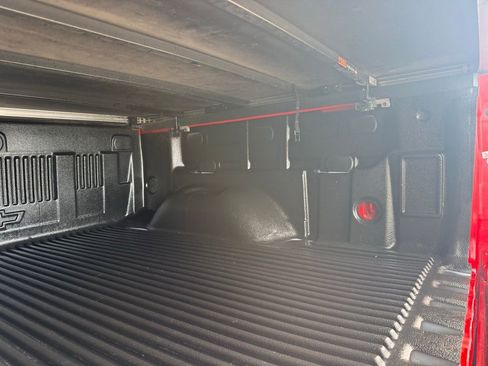 Used 2015 Chevrolet Colorado Z71 w/ LPO, Bed Protection Package image 38