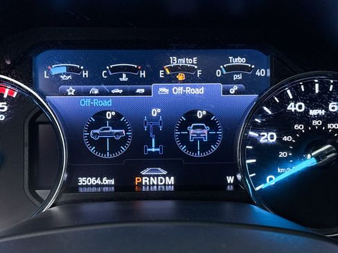 Used 2022 Ford F350 Platinum image 36