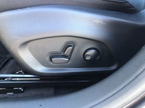 Used 2023 Jeep Compass Latitude image 20