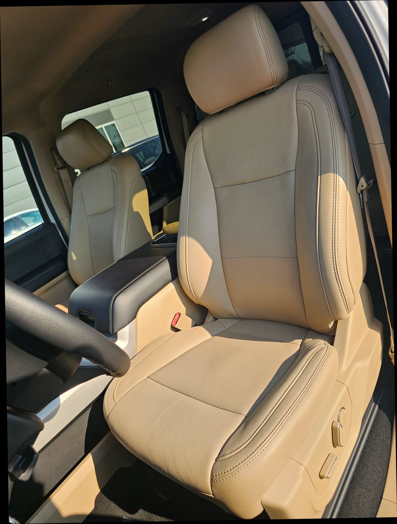 Used 2019 Ford F250 Lariat w/ Chrome Package AWD/4WD image 10