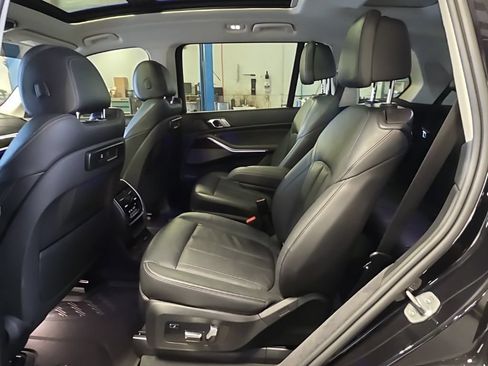 Used 2019 BMW X7 xDrive40i w/ Parking Assistance Package AWD/4WD image 5