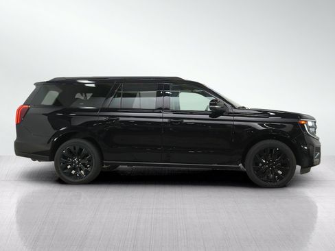 Used 2025 Ford Expedition Max Platinum w/ Stealth Appearance Package AWD/4WD image 7