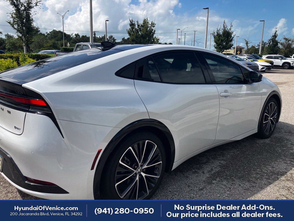 Used 2023 Toyota Prius Limited FWD image 11