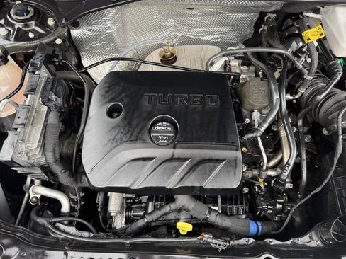 Used 2023 Chevrolet TrailBlazer LT w/ Sun and Liftgate Package image 33