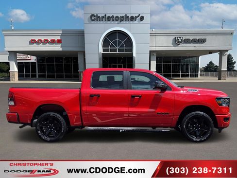 Used 2024 RAM 1500 Big Horn AWD/4WD image 2