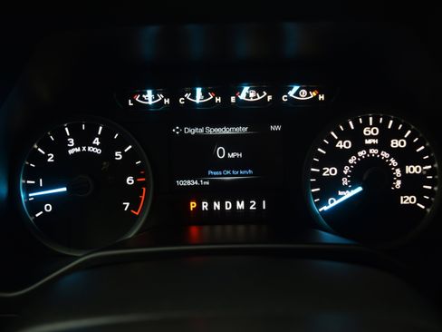 Used 2015 Ford F150 XLT w/ Equipment Group 301A Mid image 3