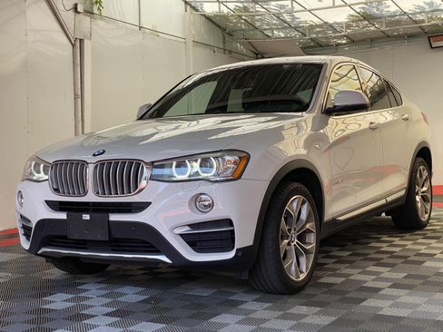 Used 2018 BMW X4 xDrive28i AWD/4WD image 3