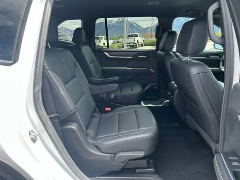 Certified 2024 GMC Acadia Elevation AWD/4WD image 14