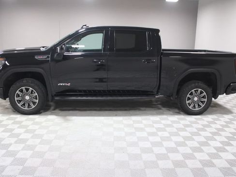 Used 2024 GMC Sierra 1500 AT4 w/ Technology Package AWD/4WD image 8