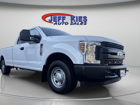 Used 2019 Ford F250 XL image 3