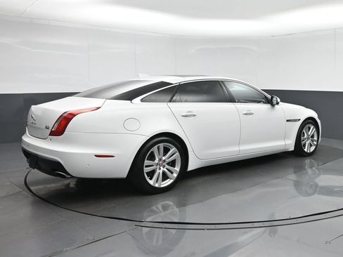 Used 2016 Jaguar XJ L Portfolio AWD/4WD image 7