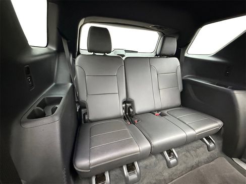 Used 2022 Chevrolet Traverse Premier image 22