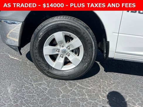 Used 2018 RAM 1500 Tradesman w/ Chrome Appearance Group image 9