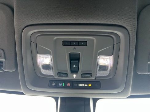 Used 2021 Chevrolet Silverado 2500 LTZ w/ LTZ Convenience Package image 28