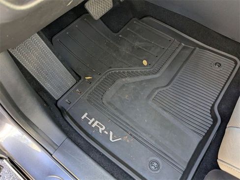 Certified 2024 Honda HR-V EX-L image 29
