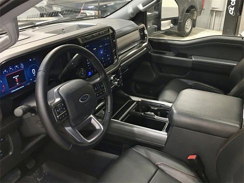 Used 2023 Ford F250 Lariat w/ Lariat Ultimate Package image 3