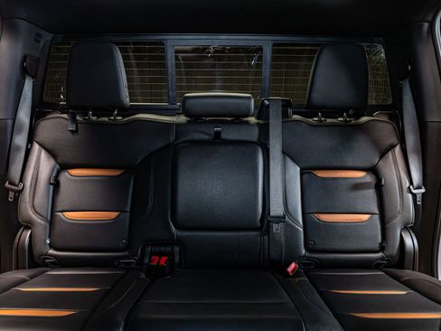 Used 2024 GMC Sierra 1500 AT4 w/ Technology Package image 26