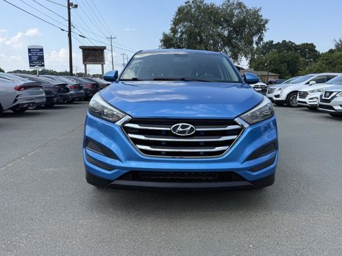 Used 2018 Hyundai Tucson SE AWD/4WD image 2