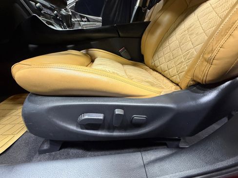 Used 2016 Nissan Maxima SR image 14